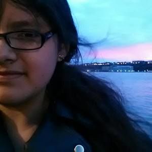 Meet your Posher, Luisa